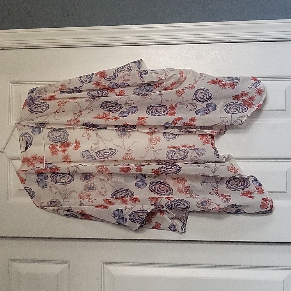 One size sheer cardigan with floral design